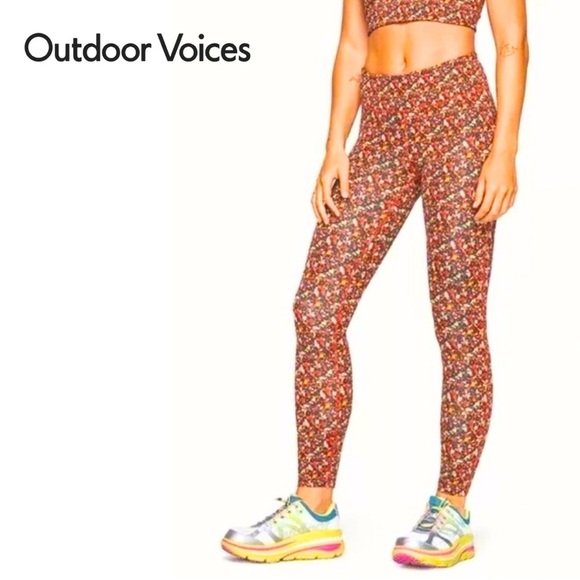 Outdoor Voices TechSweat Crop Flex Floral Leggings - Picture 1 of 12